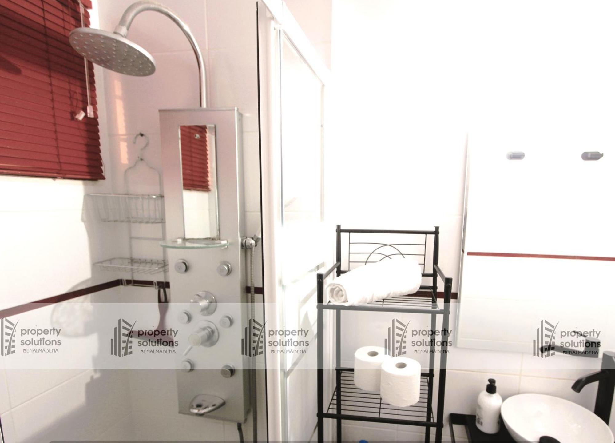 714 Iris - Vista Al Mar - Cerca De Tren, Restaurantes, Tiendas - Playa A 10 Min Caminando Appartement Benalmádena
