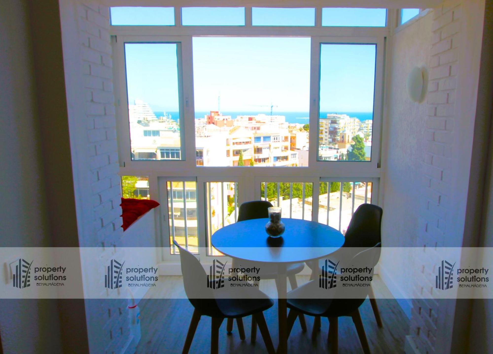 Appartement 714 Iris - Vista Al Mar - Cerca De Tren, Restaurantes, Tiendas - Playa A 10 Min Caminando *