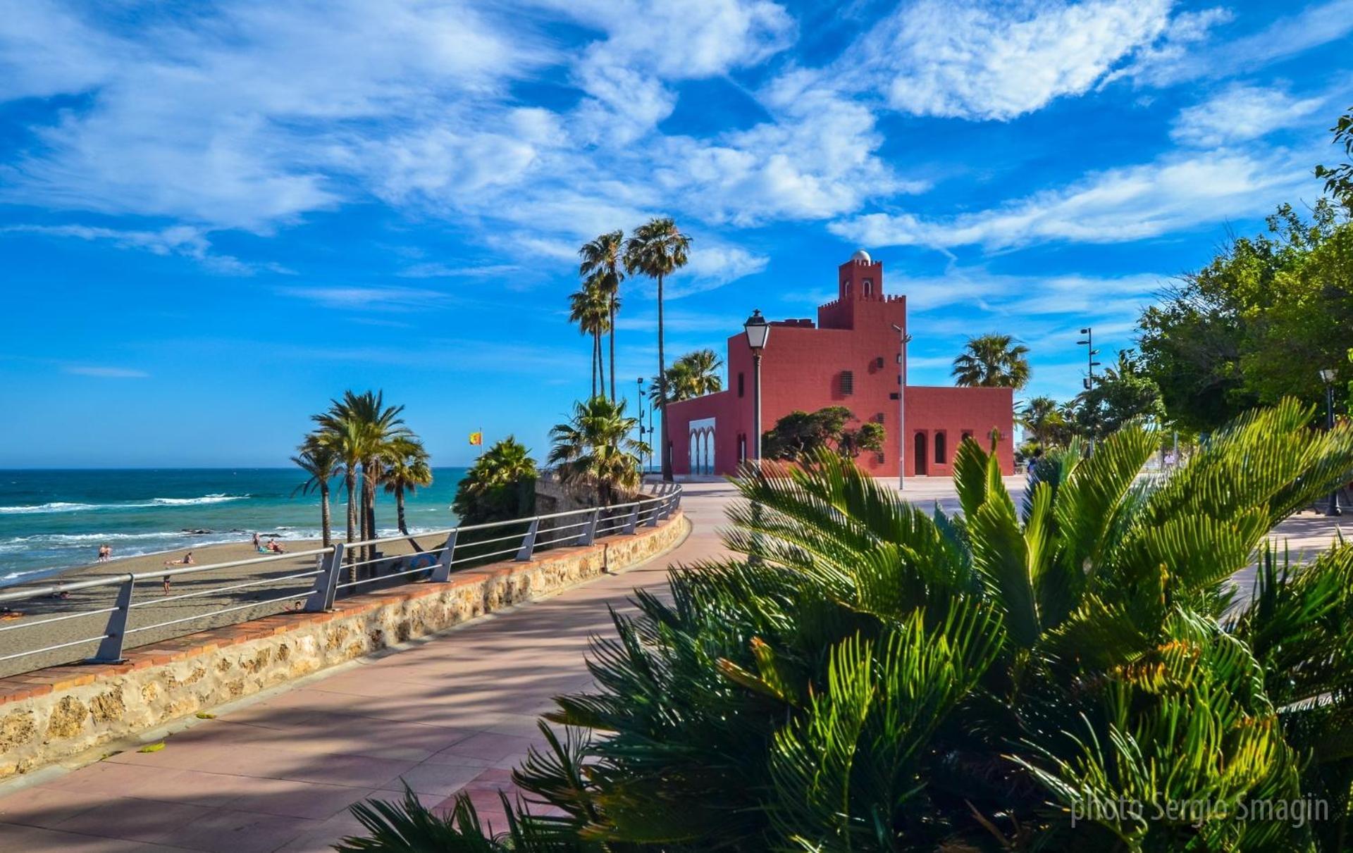 714 Iris - Vista Al Mar - Cerca De Tren, Restaurantes, Tiendas - Playa A 10 Min Caminando Appartement Benalmádena